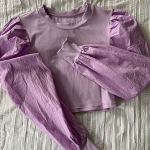 Lilac Ribbed Puff-Sleeve Crop Top 🤍